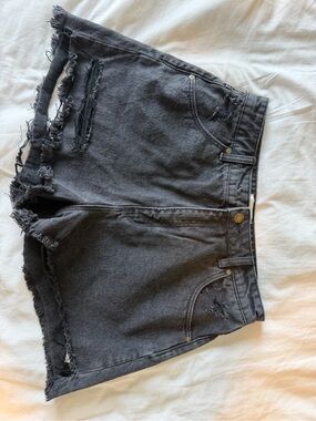 ROLLAS Frayed Hem Distressed Black Denim Shorts - Women
